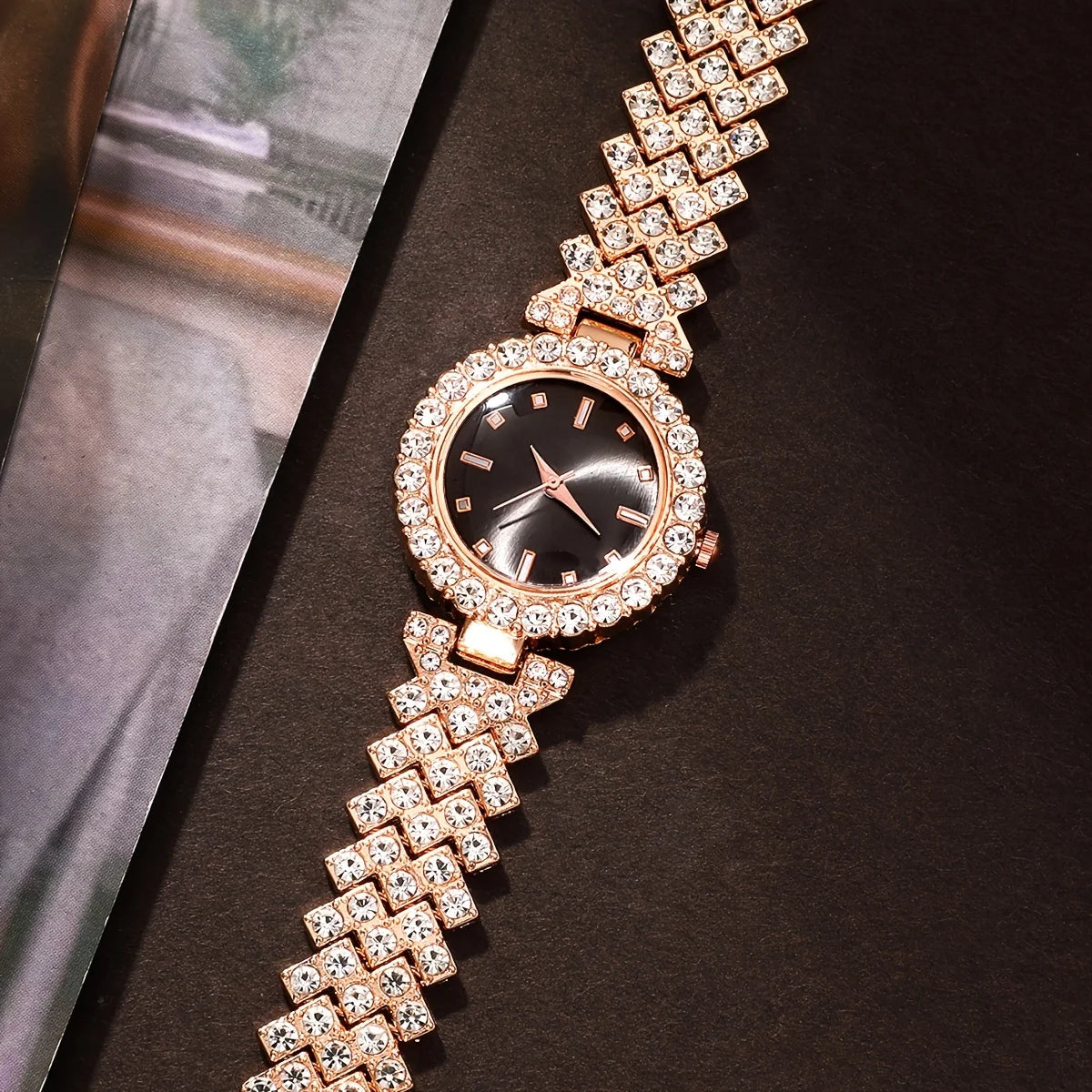 5-piece women's fashionable retro quartz watch and crystal jewelry set